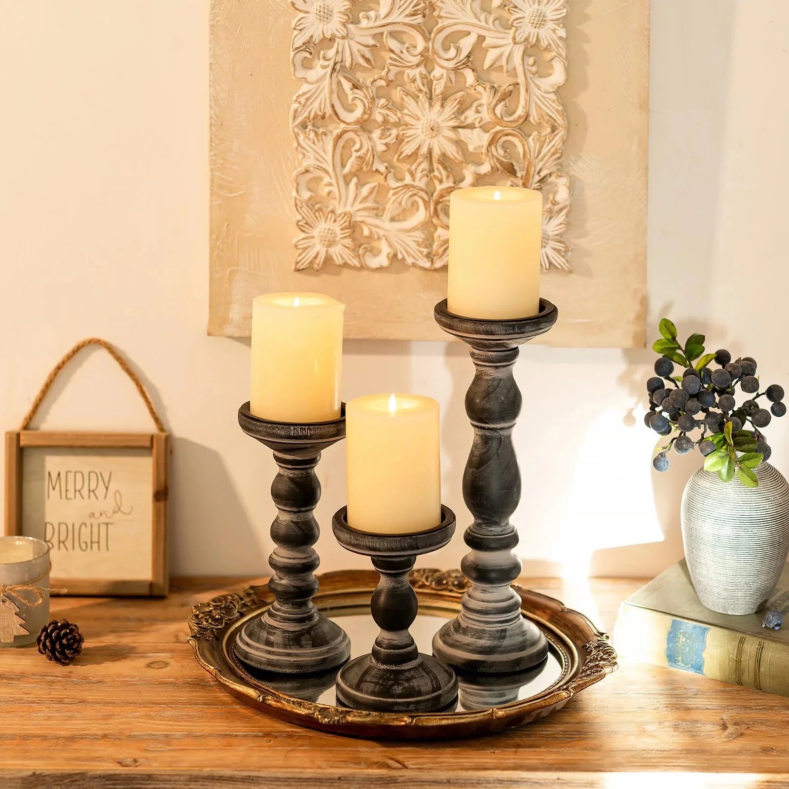 Farmhouse Candle Holders for Pillar Candles， Rustic Wooden Pillar Candles Holder Set of 3 Tall Table Centerpiece Decor Fireplace Mantle（Black）