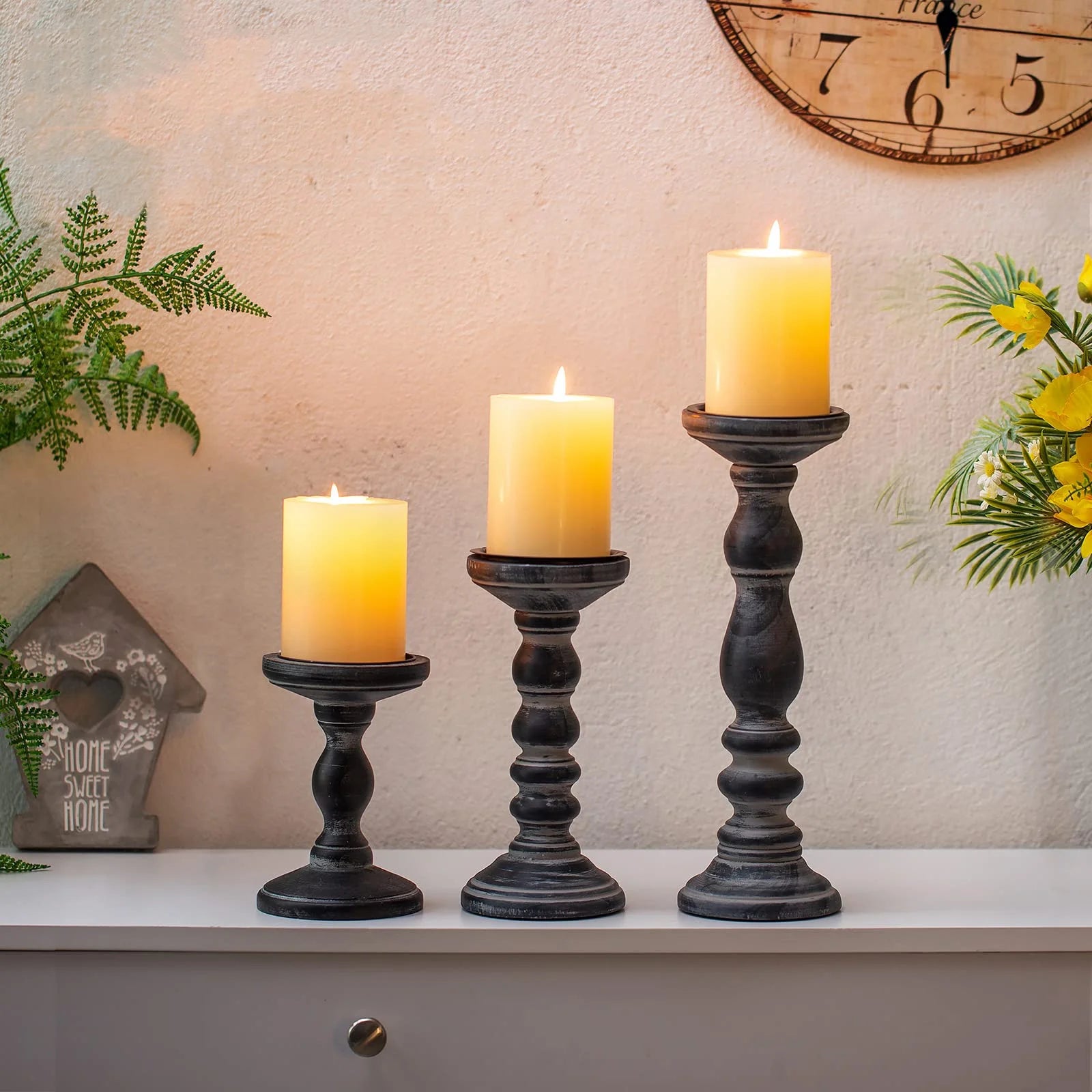 Farmhouse Candle Holders for Pillar Candles， Rustic Wooden Pillar Candles Holder Set of 3 Tall Table Centerpiece Decor Fireplace Mantle（Black）